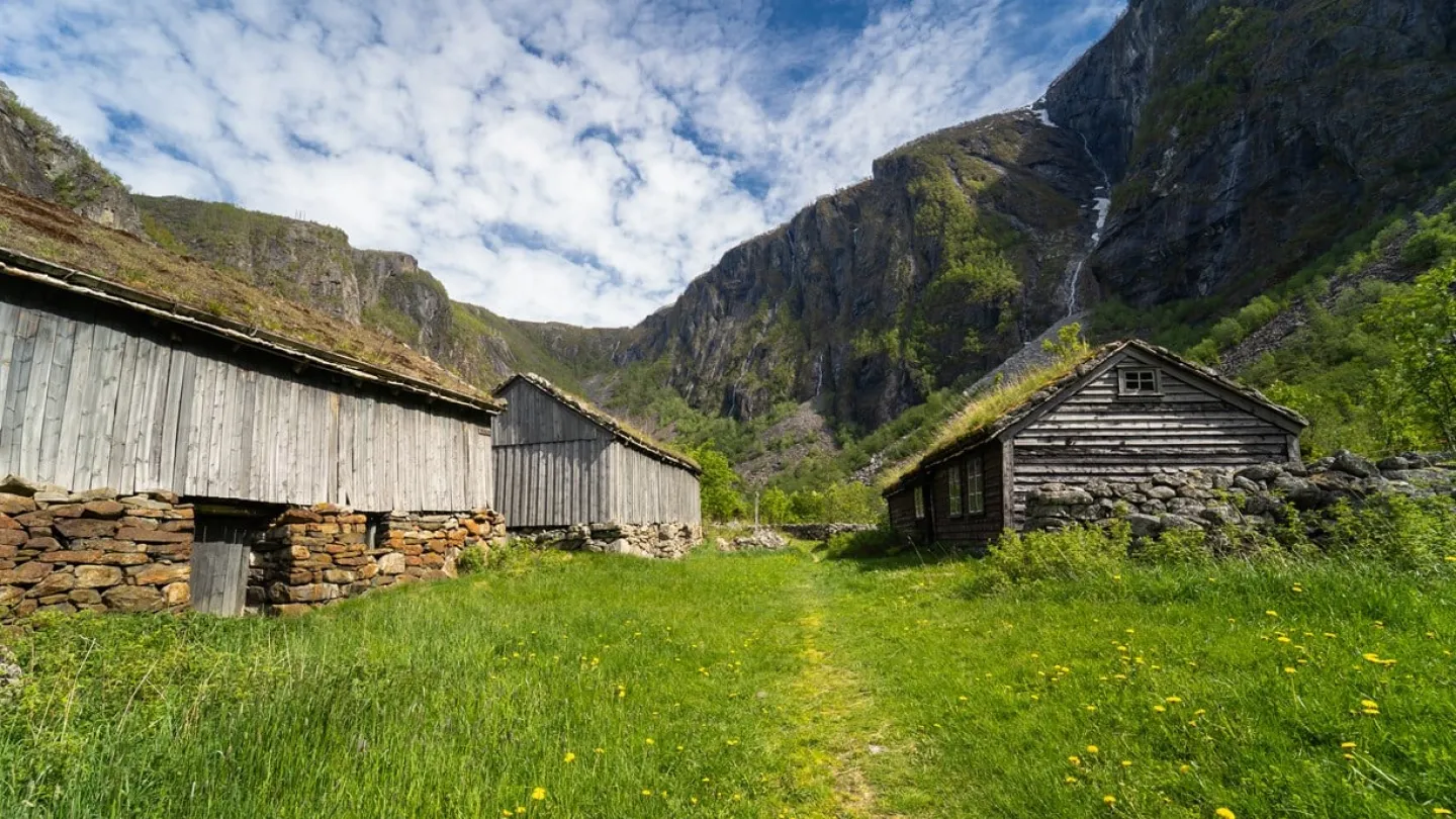 Måbø gard, an old hillside farm