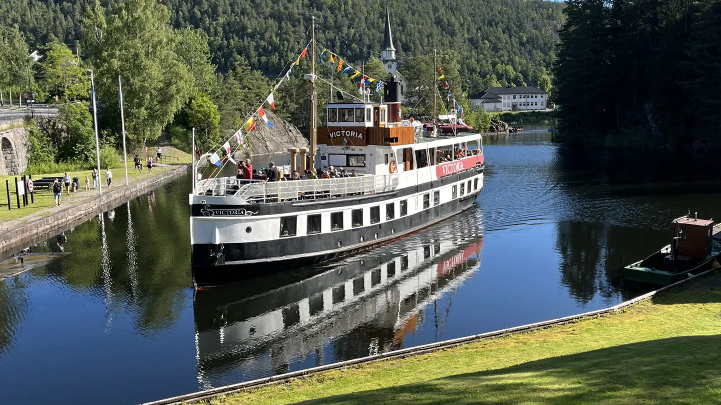 MS Victoria
