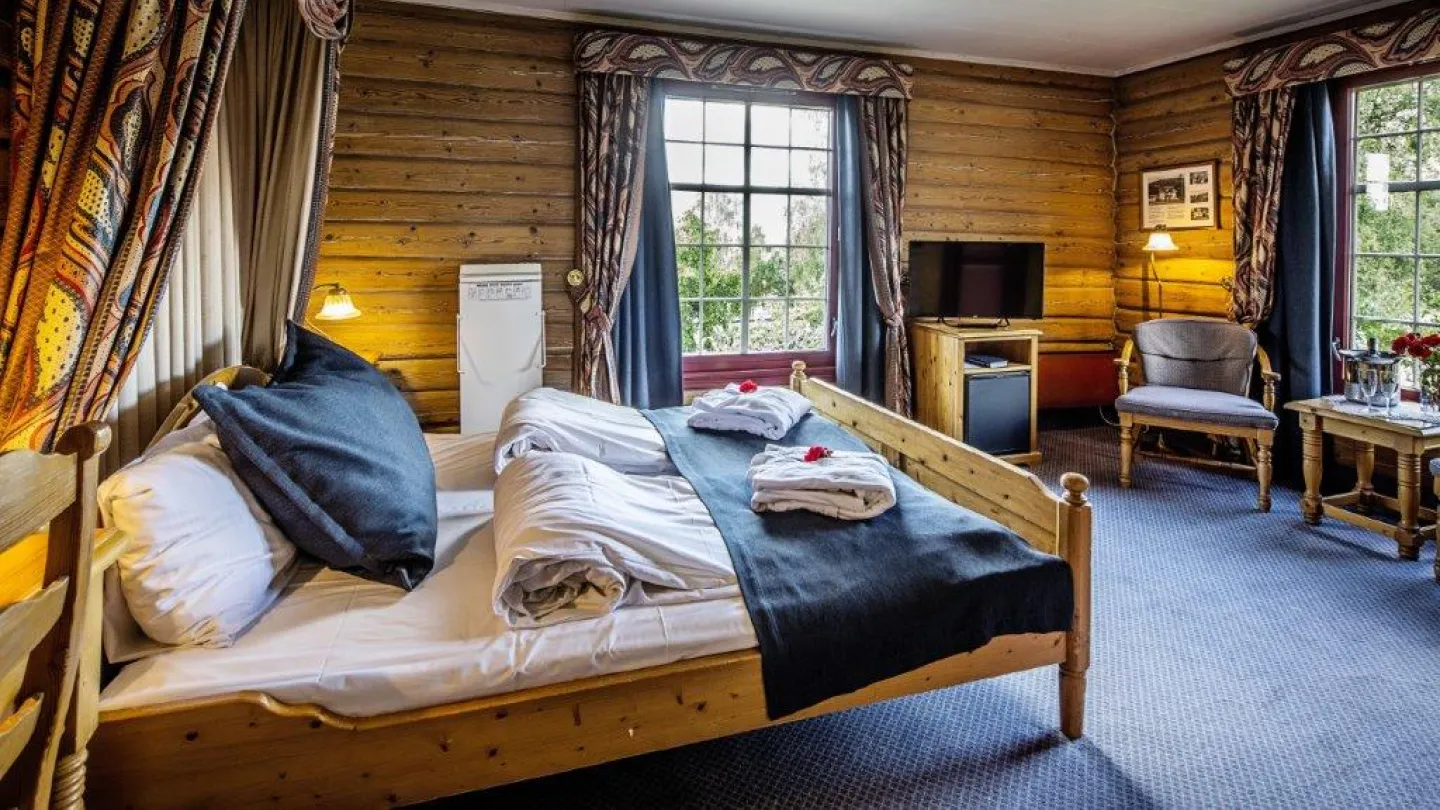 A historic room at Straand Hotel