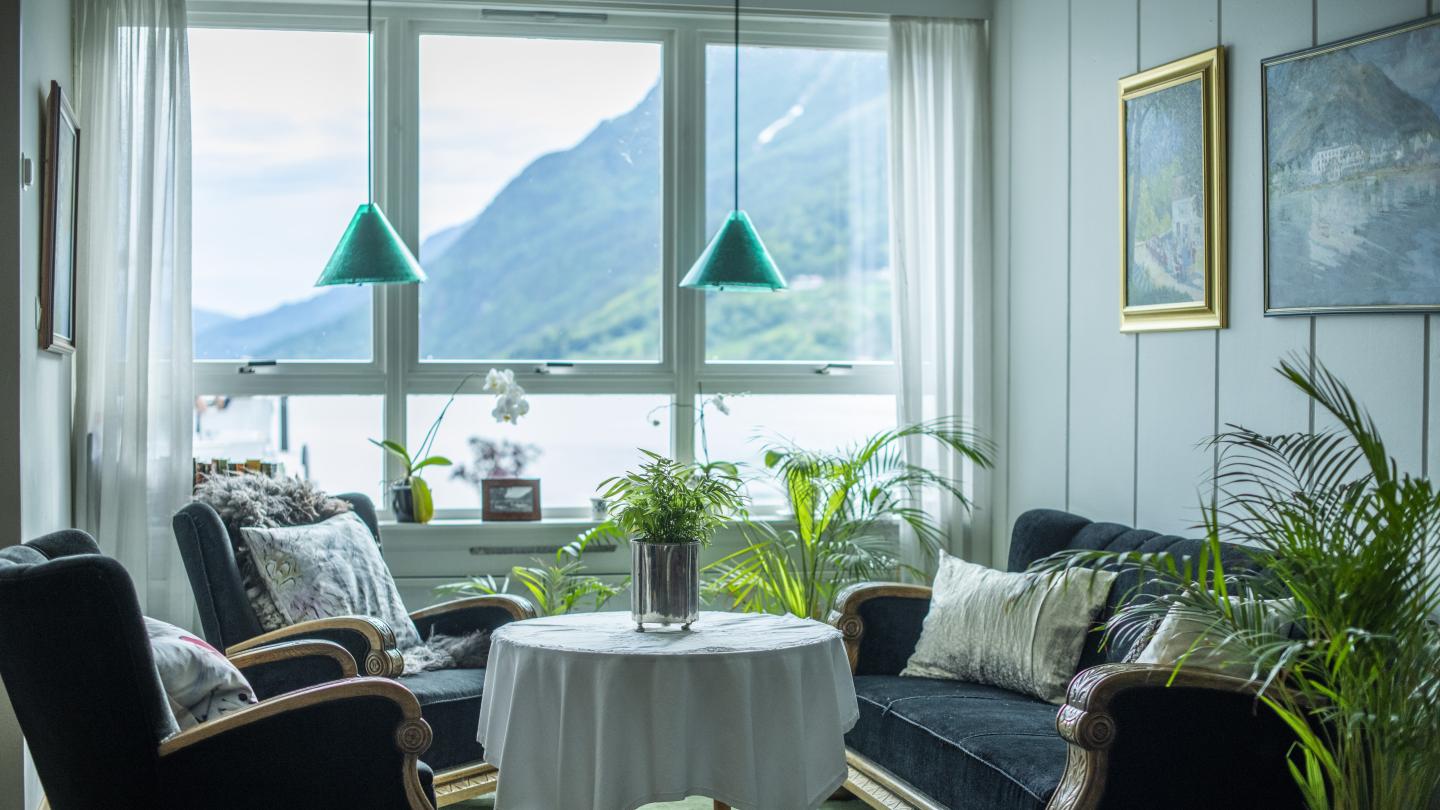 A common room at Skjolden Hotel