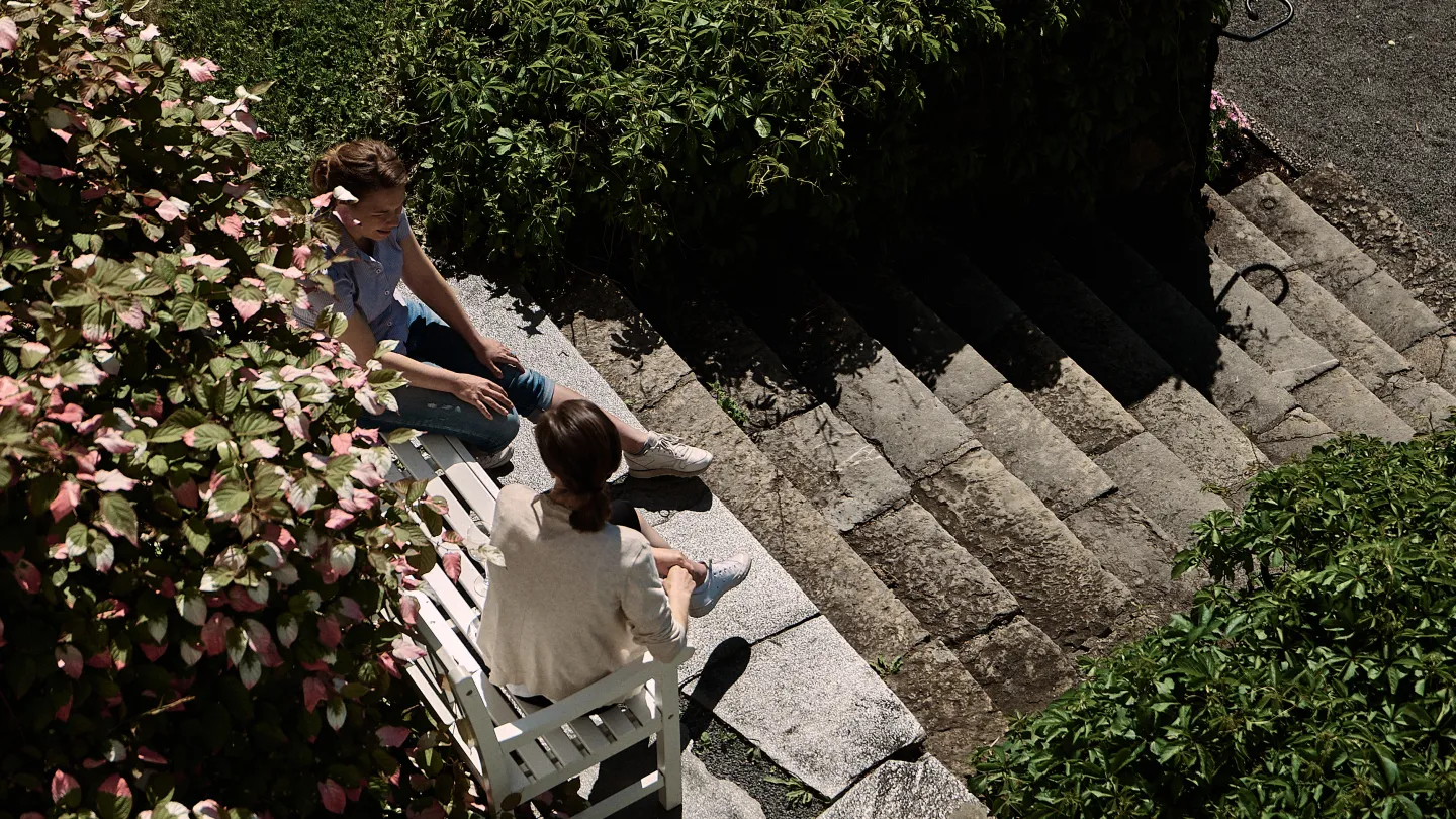 Guests enjoying the garden at Herregården Hoel